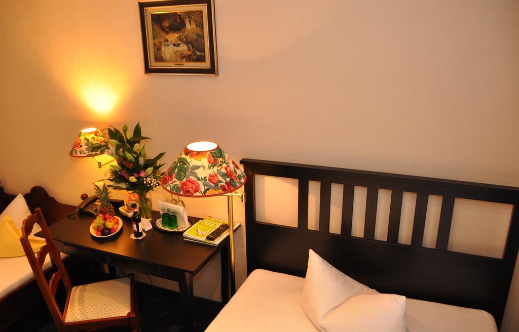 Flair-Hotel Waldfrieden Schwarzatal Экстерьер фото