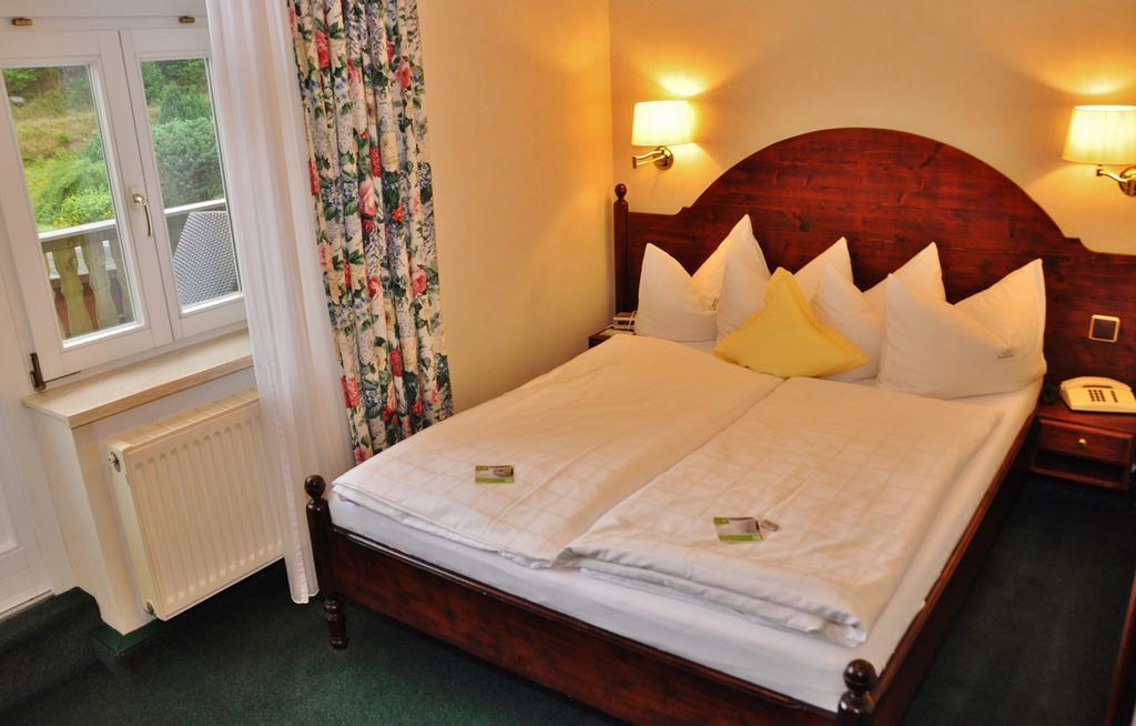 Flair-Hotel Waldfrieden Schwarzatal Экстерьер фото
